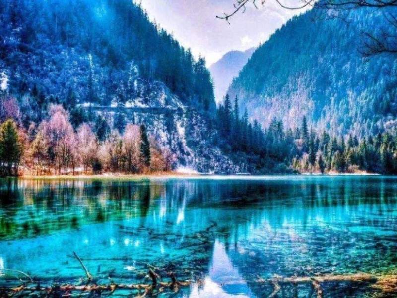 ��{�Ӥ�